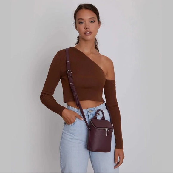 Cross Body Bag - Picture 9 of 11